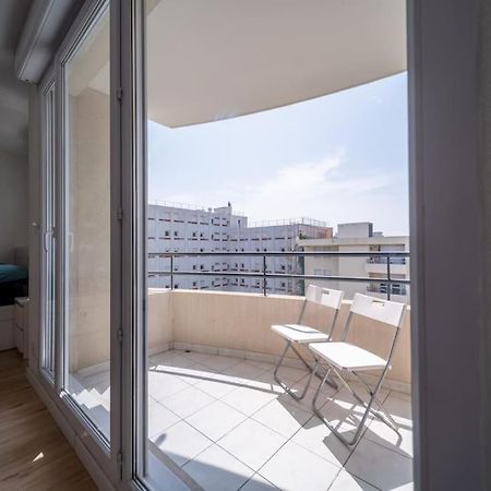 Appartement Tout Equipe Climatise Terrasse Hopital De La Timone Marseilles Exterior foto
